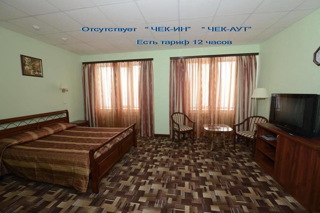 Аврора Отель Новосибирск Экстерьер фото